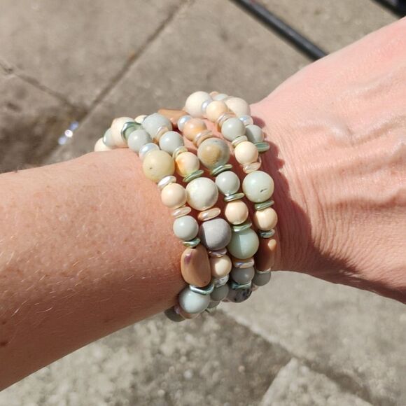 Large Wrap Bracelet Delicate Pearl Natural Stone's Handmade Original - Picture 5 of 10